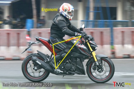 test-ride-yamaha-Xabre-2