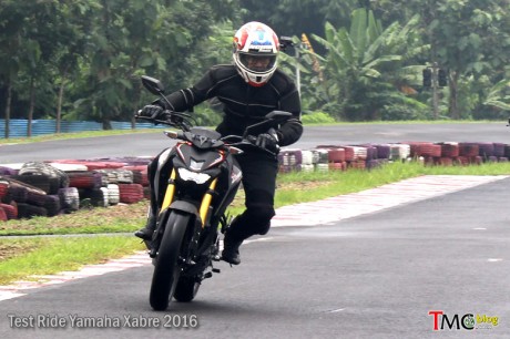 test-ride-yamaha-Xabre-4
