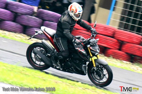 test-ride-yamaha-Xabre-7