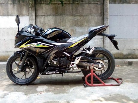 CBR150R-2016-5