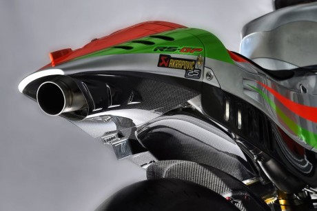 Web-50_Aprilia_RS-GP2016