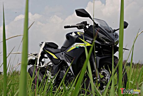 CBR-150R-Black-TMCBlog-011