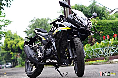 CBR-150R-Black-TMCBlog-051