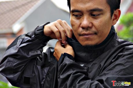 Jaket-Hujan-GIVI-037