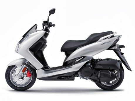 Yamaha_SMAX_155-8
