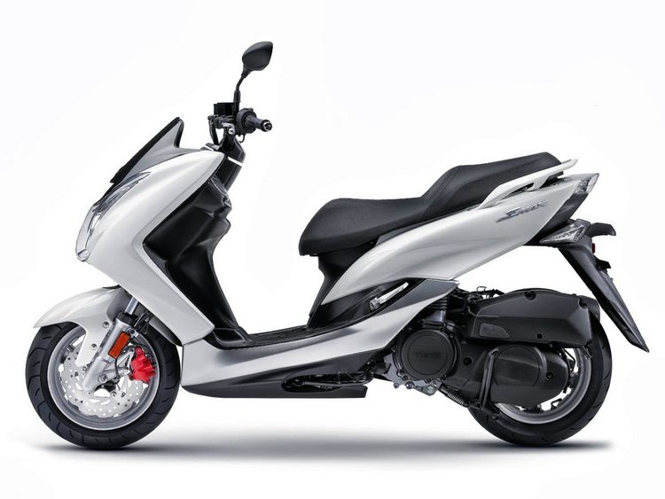 Yamaha_SMAX_155-8