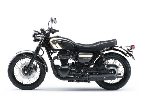 kawasaki-W800-14
