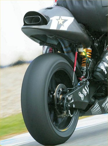M1-twin rear