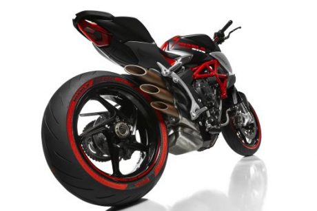 brutale pirelli diablo rossoiii_0140 no cavalletto