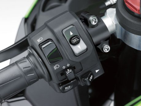 16_ZX1000RS_G_20
