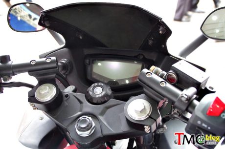 TVS-200-fairing-038
