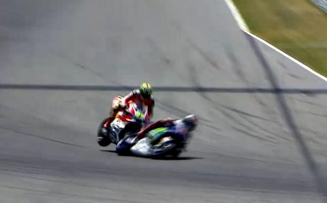 iannone-hit-lorenzo2