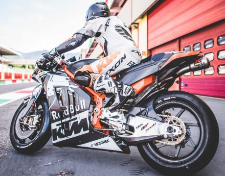 147192_Mika-Kallio-KTM-RC16-Mugello-2016-e1468204777436-1200x937