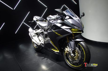 CBR250RR-25