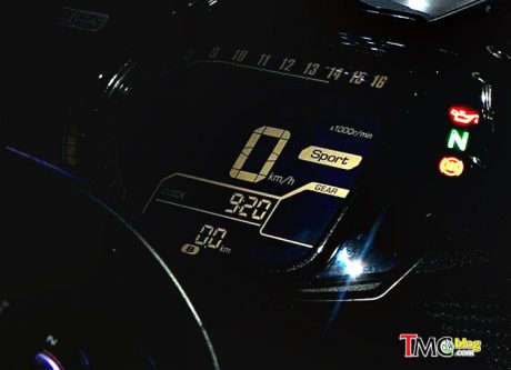 CBR250RR_speedo4