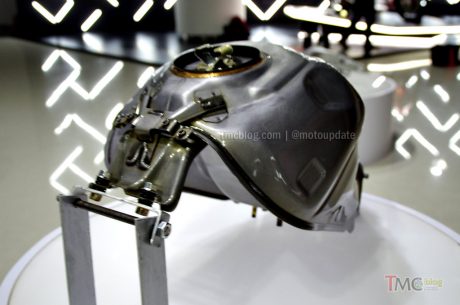 honda-cbr-250-rr-101-tmcblo