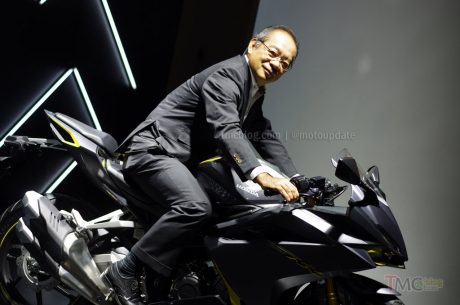 honda-cbr-250-rr-181-tmcblo