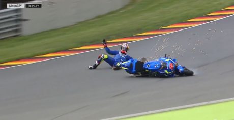 vinales-fp2-crash