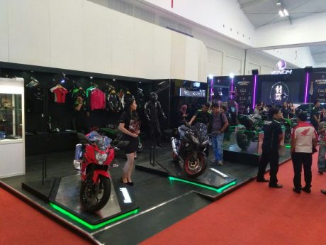 kawasaki-Giias2016-2