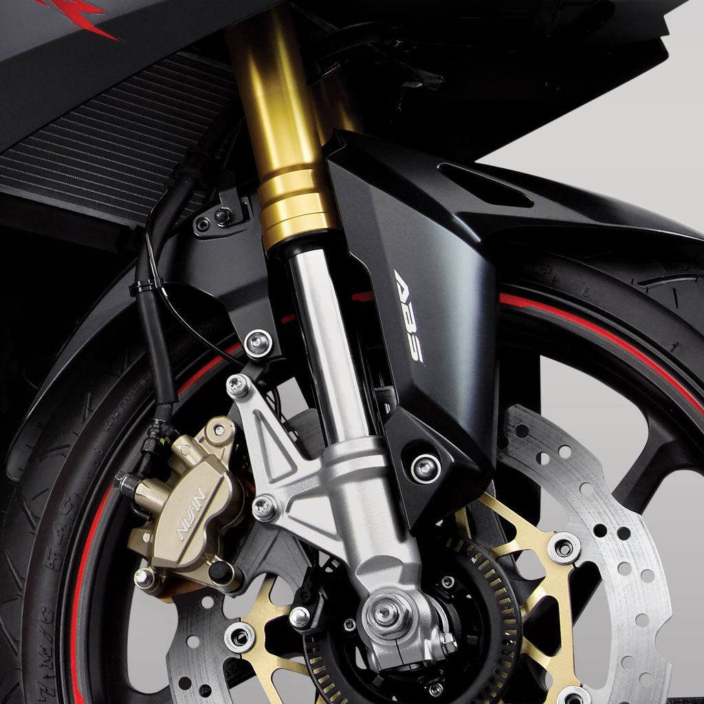 spek2-CBR250RR-22