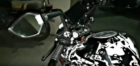 2017-ktm-duke-390-10