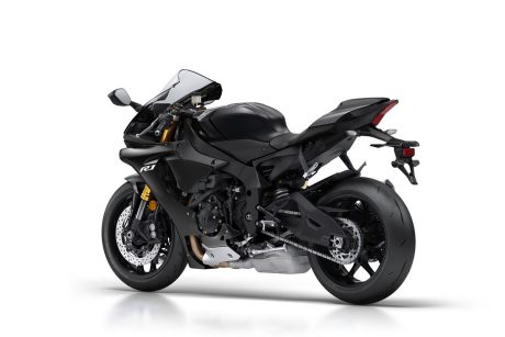 2017_yam_yzf1000r1_eu_mdnm6_stu_005_03