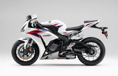 honda-cbr1000rr-fireblade-usa
