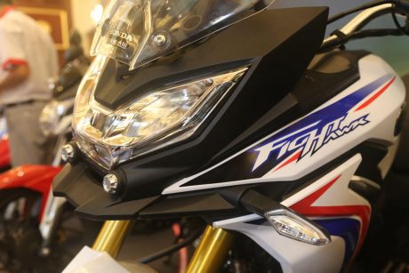 2017-honda-cb190x-11