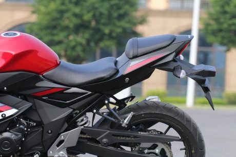 gsx-250r-china-17