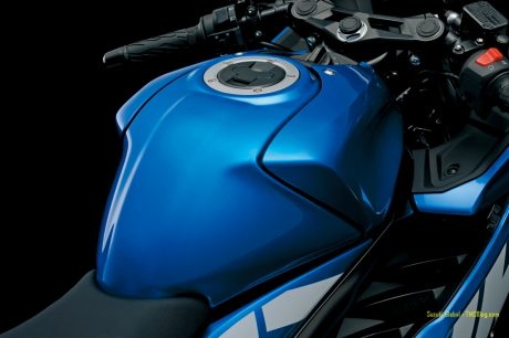 gsx-r125-r150-026