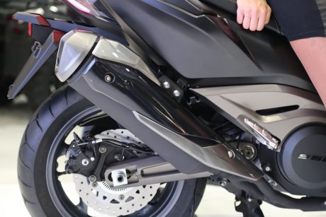 kymco-550-11