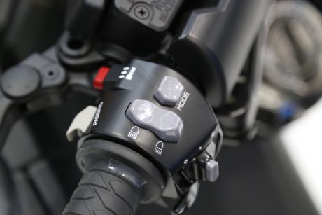 kymco-550-14