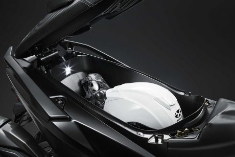 kymco-550-20