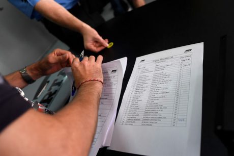 undi-moto2-2