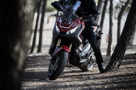 17ym-x-adv-14