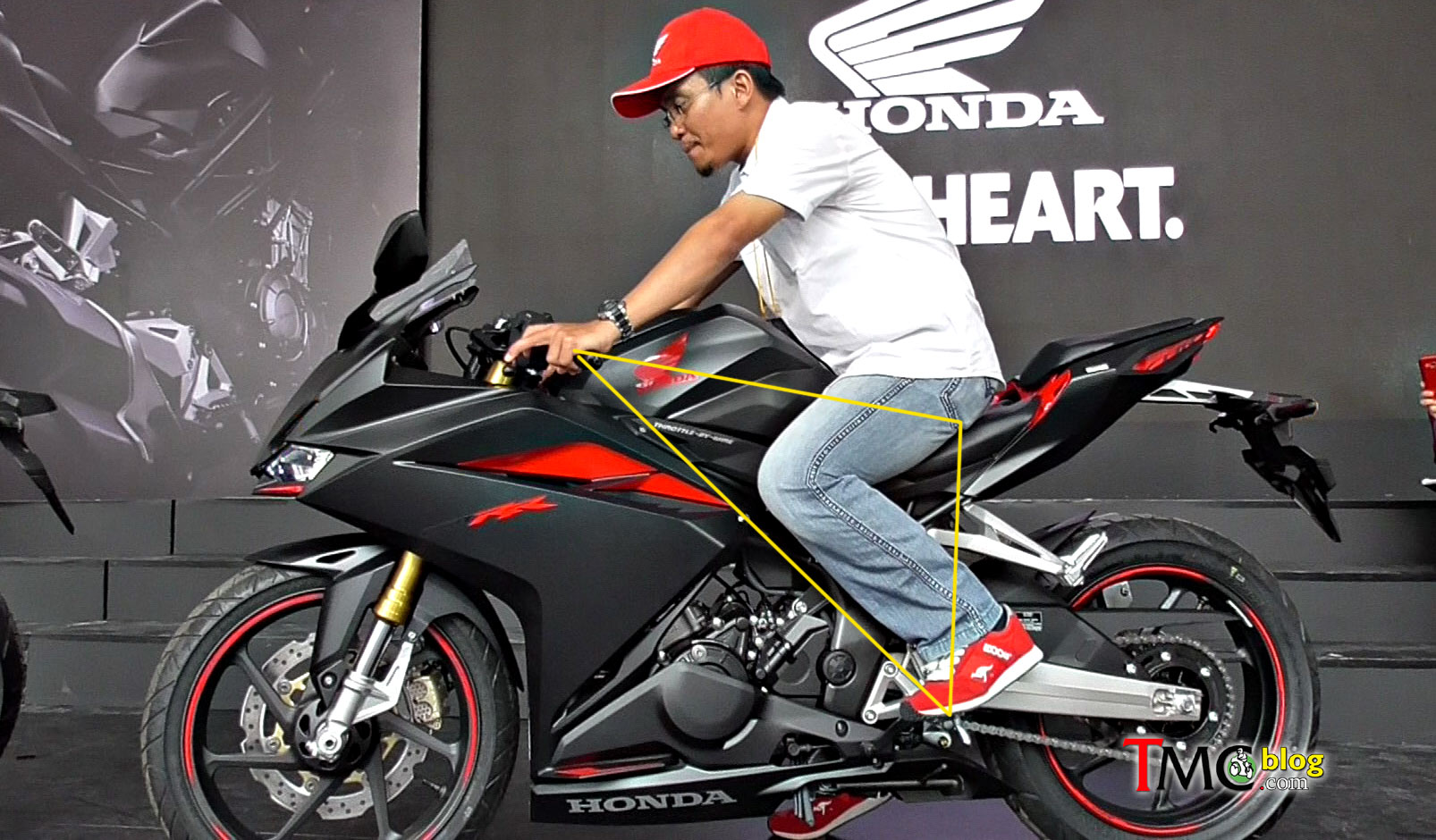 ergonomi-cbr250rr-3