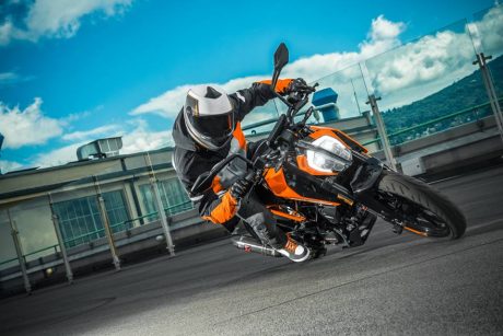 ktm-125-duke-14