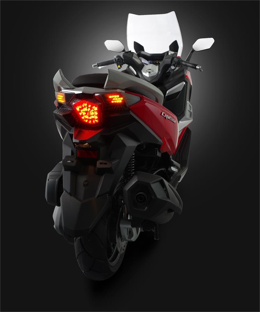 sym-cruisym-7