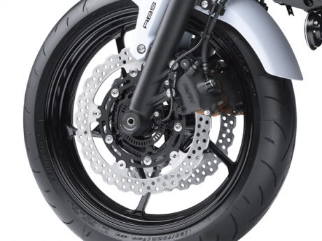 kawasaki-z650-31