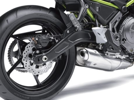 kawasaki-z650-37
