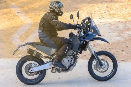 adventure-390-2