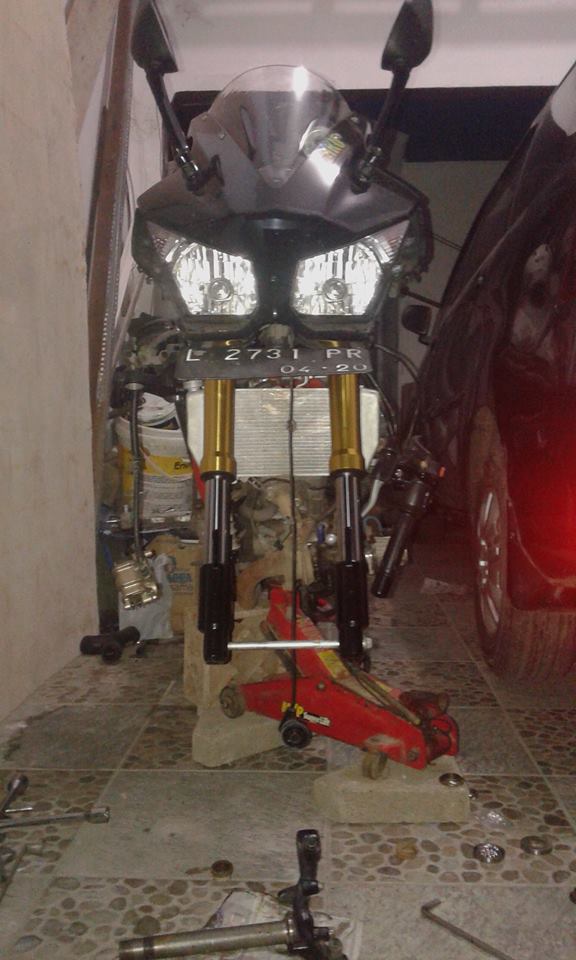 cbr150r-usd-xabre-10