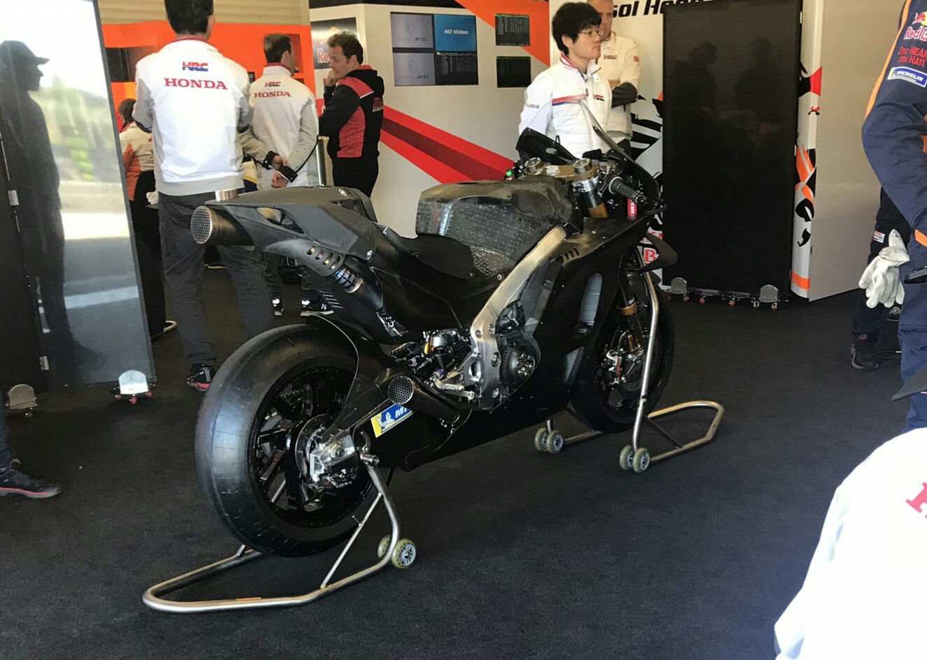 Lorenzo fuel tank
