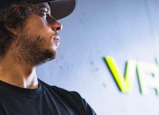 Bezzecchi Kuat Dirumorkan Jadi Tandem Martin di Aprilia 2025