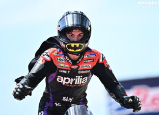 BLAK-BLAKAN VINALES : ” Aprilia RSGP Tidak pernah jadi Motor yang cocok Dengan Gaya Balap saya “