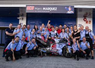Pembalap F1 Lewis Hamilton dikabarkan Tertarik Beli Tim Gresini Racing
