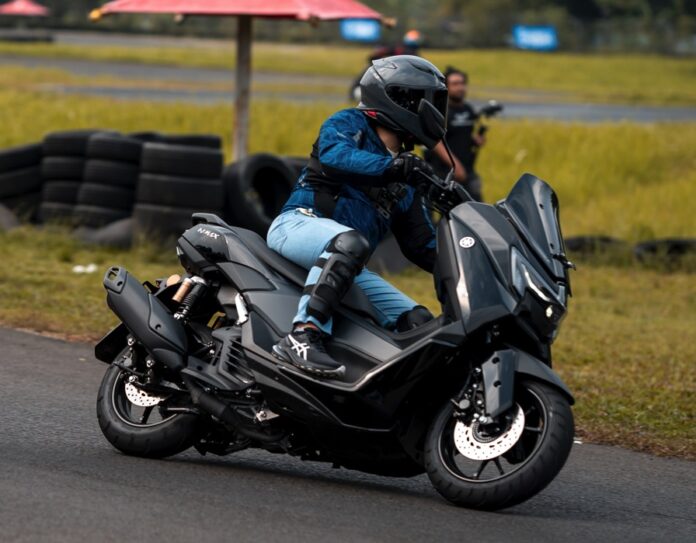 [Test Ride] New Yamaha NMAX Neo . . Gak Cuma Ganti Baju - TMCBlog.com