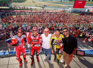 Dengan Panigale Baru, Pecco Bagnaia Memenangkan Race of Champions 2024