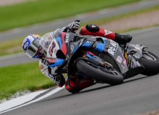 Toprak Razgatlioglu Tercepat Sesi Jumat WSBK Donington Park Inggris 2024