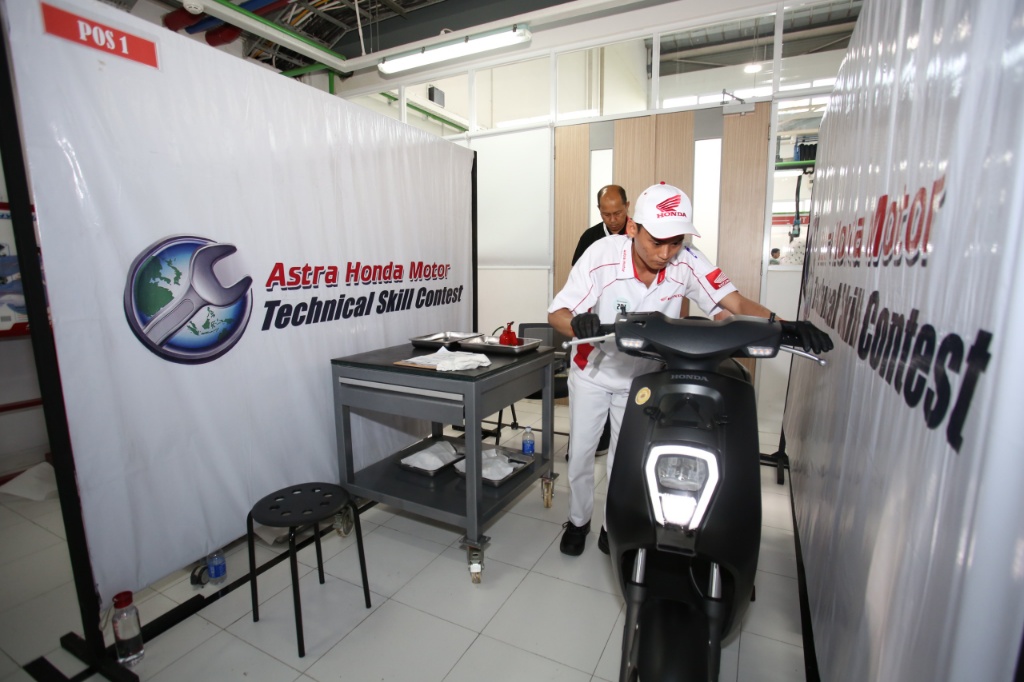 Motor Listrik Jadi Konten Uji Kontes Mekanik Honda Nasional 2024